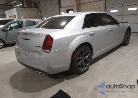 2022 Chrysler 300 S from USA, damaged, VIN 2C3CCABG8NH259914